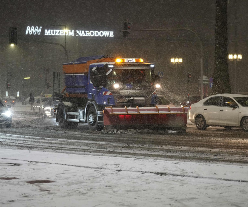 Silne mrozy i kolejne opady śniegu. W tych regionach zima nie odpuszcza 