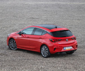 Opel Astra 1.6 Turbo 200 KM M6 Elite
