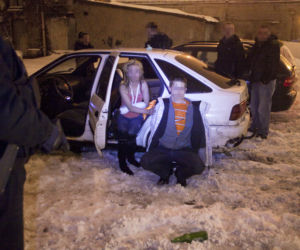 Skatowały siostrę, bo nie chciała pójść po wódkę