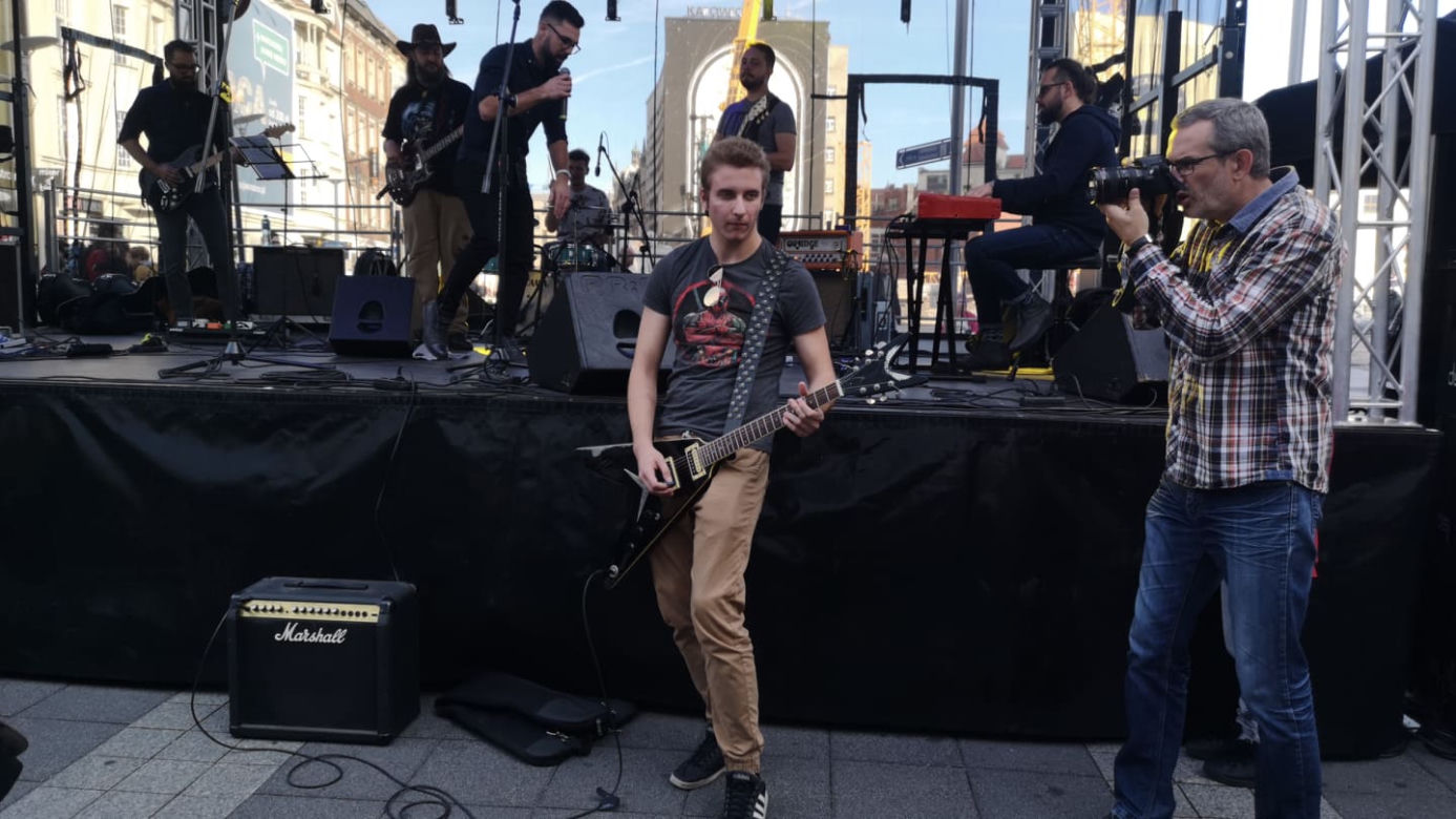 "Layla na 1000 gitar"! W Katowicach uczcili rocznicę koncertu Erica Claptona