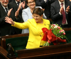 Najlepsze stylizacje Beaty Szydło