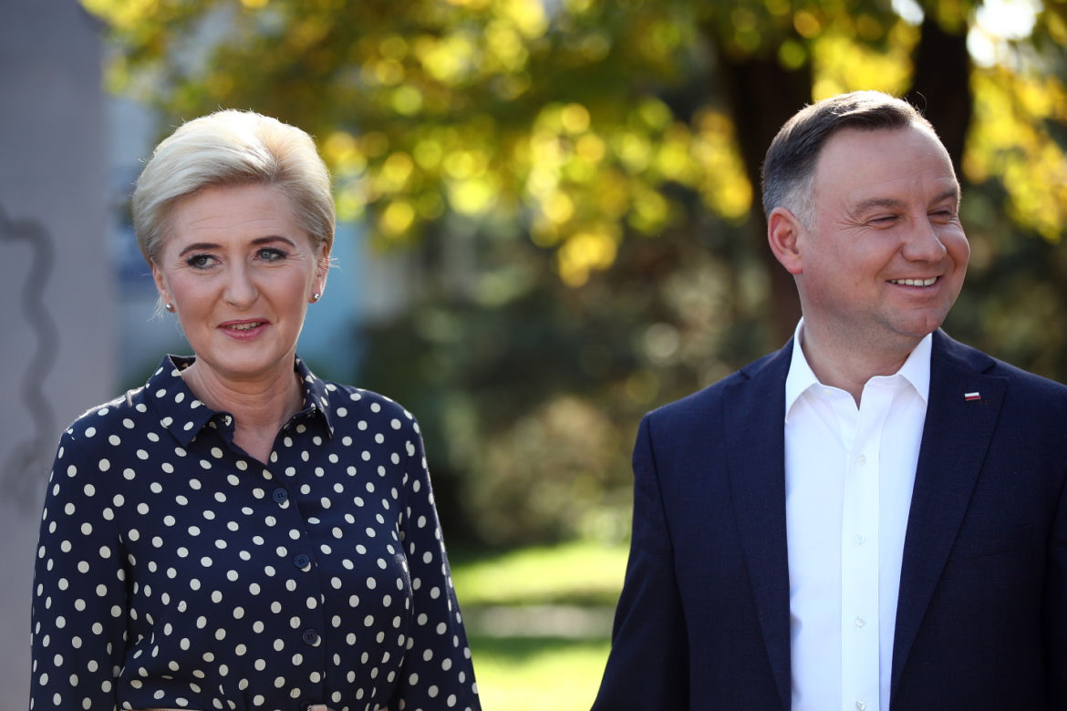 Agata Duda powinna zmienić fryzurę! Stylista radzi pierwszej damie