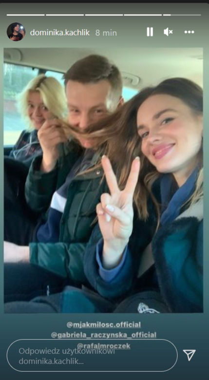 M jak miłość na planie. Paweł  (Rafał Mroczek), Franka (Dominika Kachlik), Basia (Gabriela Raczyńska)