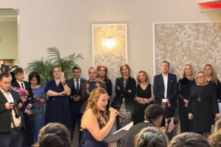 Studniówka pełna blasku i emocji! Tak bawili się maturzyści II LO w Bydgoszczy [ZDJĘCIA]