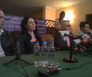 MADZIA Z SOSNOWCA, konferencja RUTKOWSKIEGO Z KATARZYNĄ i BARTKIEM WAŚNIEWSKIMI 23.03.2012
