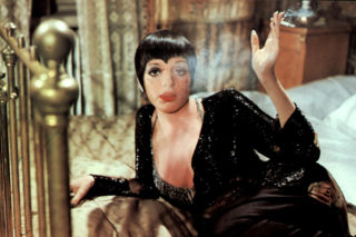 80-letnia gwiazda tłumaczy się z AI w piosence. Po wielkim powrocie posypała się krytyka