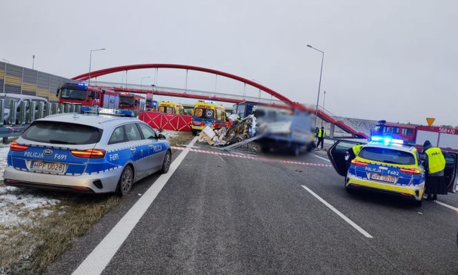 Chojny. Śmiertelny wypadek na S8. Cztery osoby nie żyją