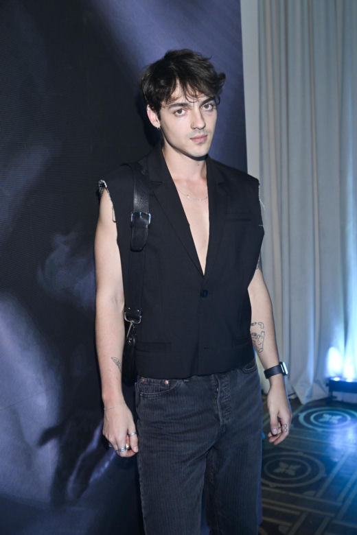 Radek Pestka wygrał Top Model w siwych włosach. Dziś ma 30 lat i jest nie do poznania