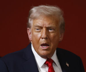 Trump wyśmiał Emmanuela Macrona. Co do diabła!