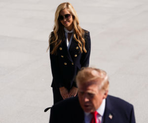 Media masakrują nową rzeczniczkę Trumpa! Piękna blondynka kocha się w prezydencie?