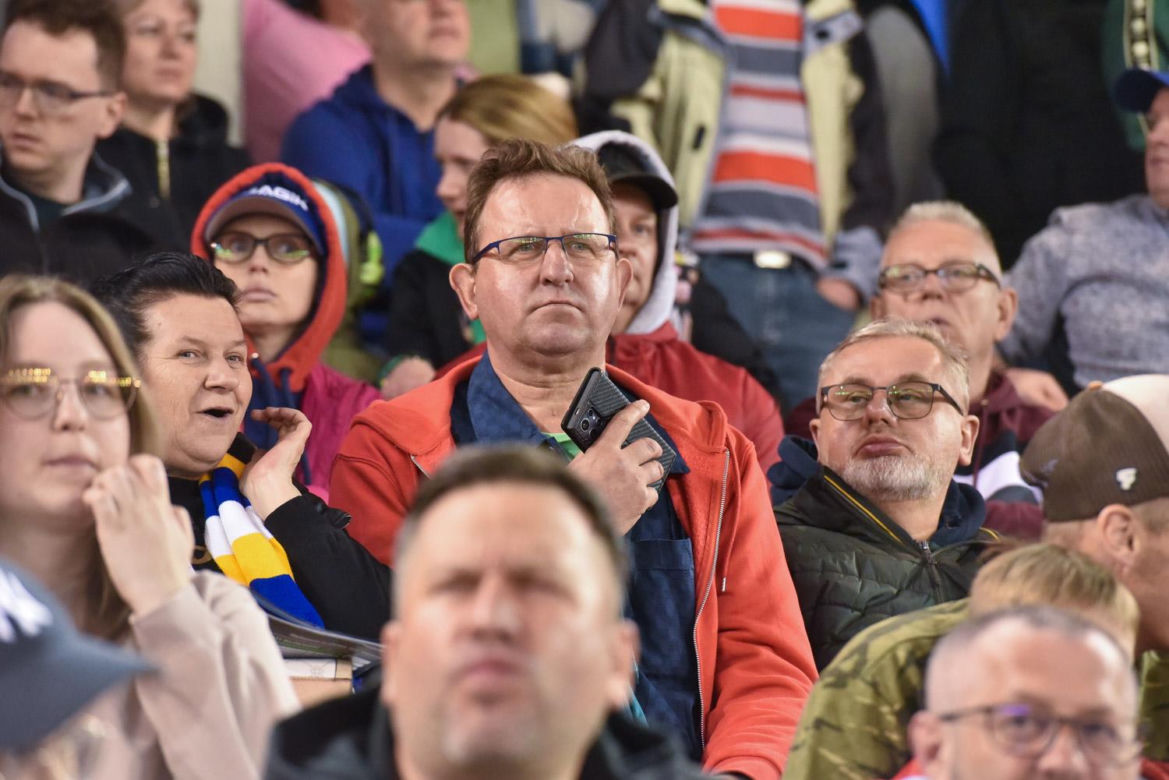 PRES Grupa Deweloperska Toruń - Krono-Plast Włókniarz Częstochowa 47:43, zdjęcia kibiców i zawodników