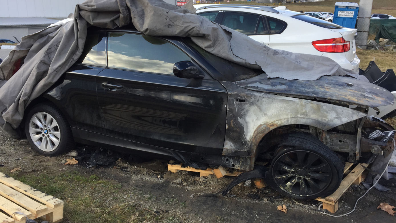 Pożar BMW 118d E81. Auto spłonęło na Podkarpaciu
