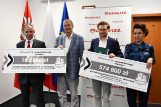 Odnowione boiska i place zabaw! Samorząd Mazowsza pomoże w remontach