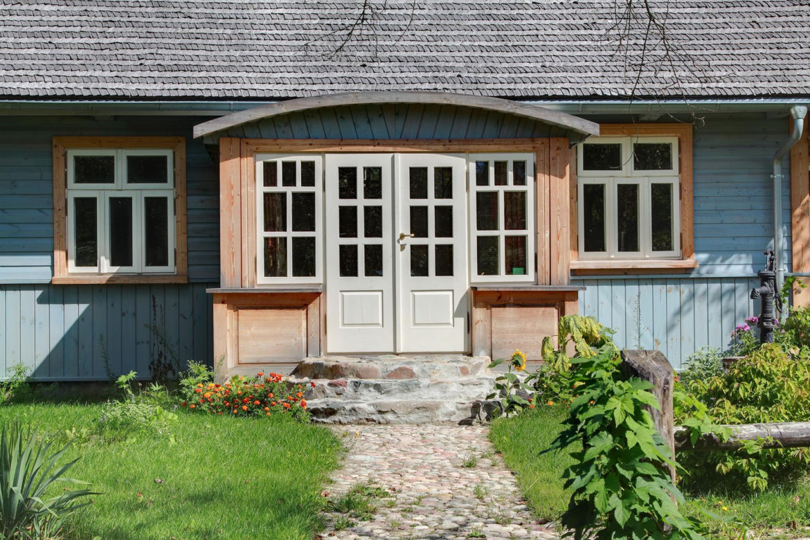 Drewniany dom na Podlasiu