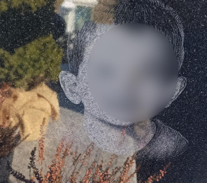 Pożar wybuchł w nocy. Ogień i dym odcięły drogę ucieczki czteroosobowej rodzinie