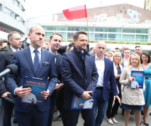 Rafał Trzaskowski zebrał podpisy 
