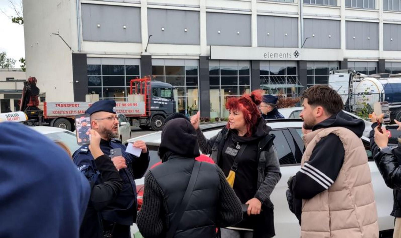 Hala na Modlińskiej zamknięta dla kupców. To koniec bazaru 