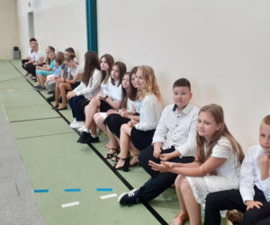 Dąbrówka Stany, gmina Skórzec: nowym wozem strażackim, po nowej drodze, do nowej szkoły