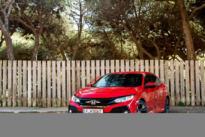 Honda Civic X 1.0 T i-VTEC 129 KM