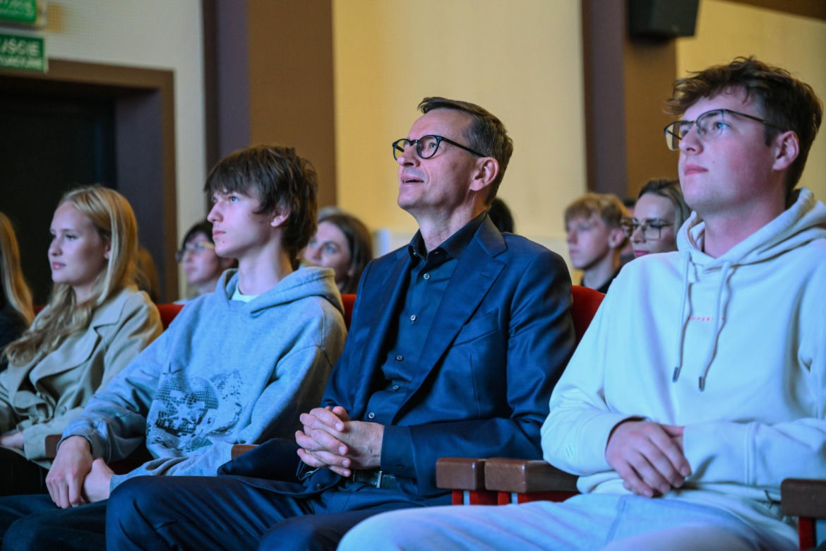 Mateusz Morawiecki podczas spotkania z mieszkańcami Janowa Lubelskiego
