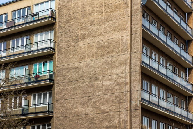 Wieżowiec przy ul. Sewerynów 4 w Warszawie