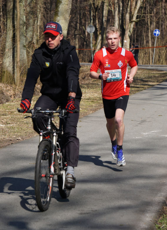 Bieg City TRAIL 2022 w bydgoskim Myślęcinku [GALERIA 20.03.2022]