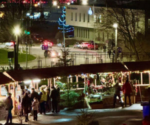 Świąteczny Jarmark w centrum Starachowic. Zobacz zdjęcia!