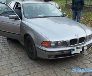 Kradzionym BMW pod wpływem narkotyków