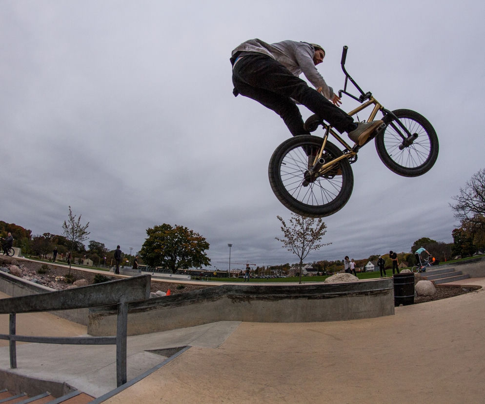 Olsztyn. Skatepark na Jarotach prawie gotowy. Trwają ostatnie szlify