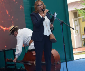 Wiceminister Anna Schmidt-Rodziewicz otworzyła kryty kort tenisowy w Gaci
