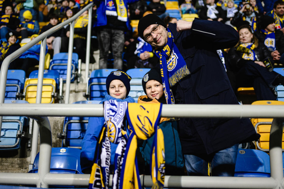 Arka Gdynia - Lechia Gdańsk: Zdjęcia kibiców z derbów Trójmiasta w ramach 23. kolejki PKO BP Ekstraklasy