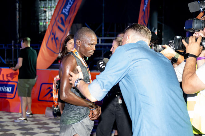 Sukces 12. Tarczyński Nocnego Wrocław Półmaratonu