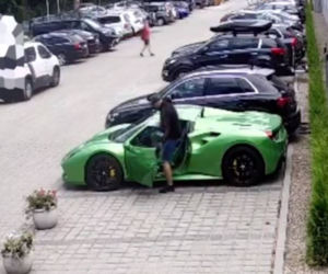 Mielno. Zobacz jak ukradziono ferrari warte milion zł 