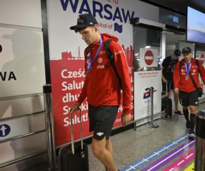 Złoci siatkarze po perypetiach wrócili do Polski