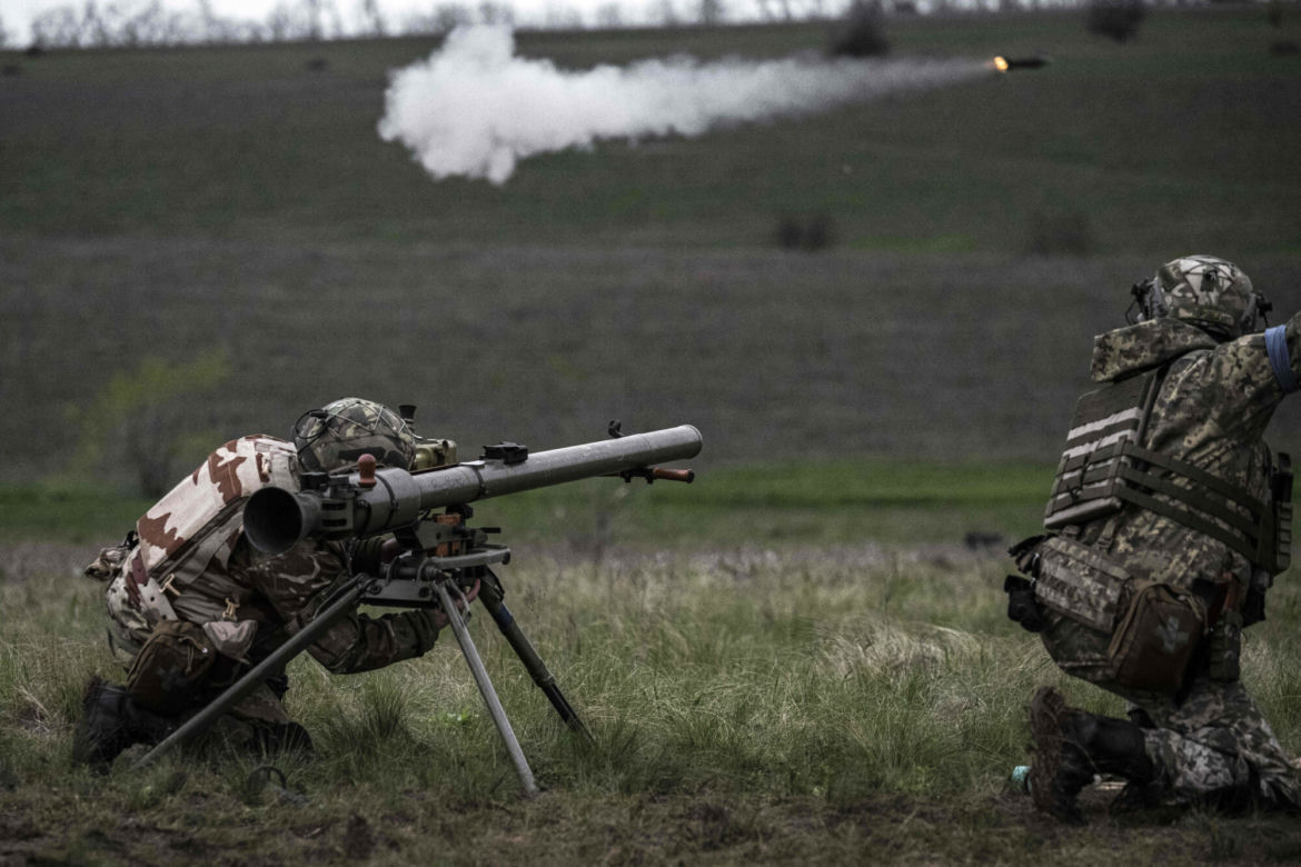 Ukraina ćwiczy przed wiosenną kontrofensywą