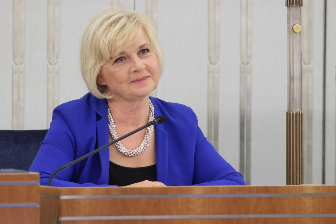 Lidia Staroń maglowana w Senacie