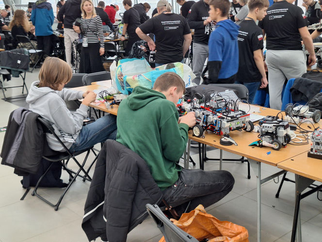 Roboty w natarciu. W Jasionce odbyła się kolejna edycja XChallenge