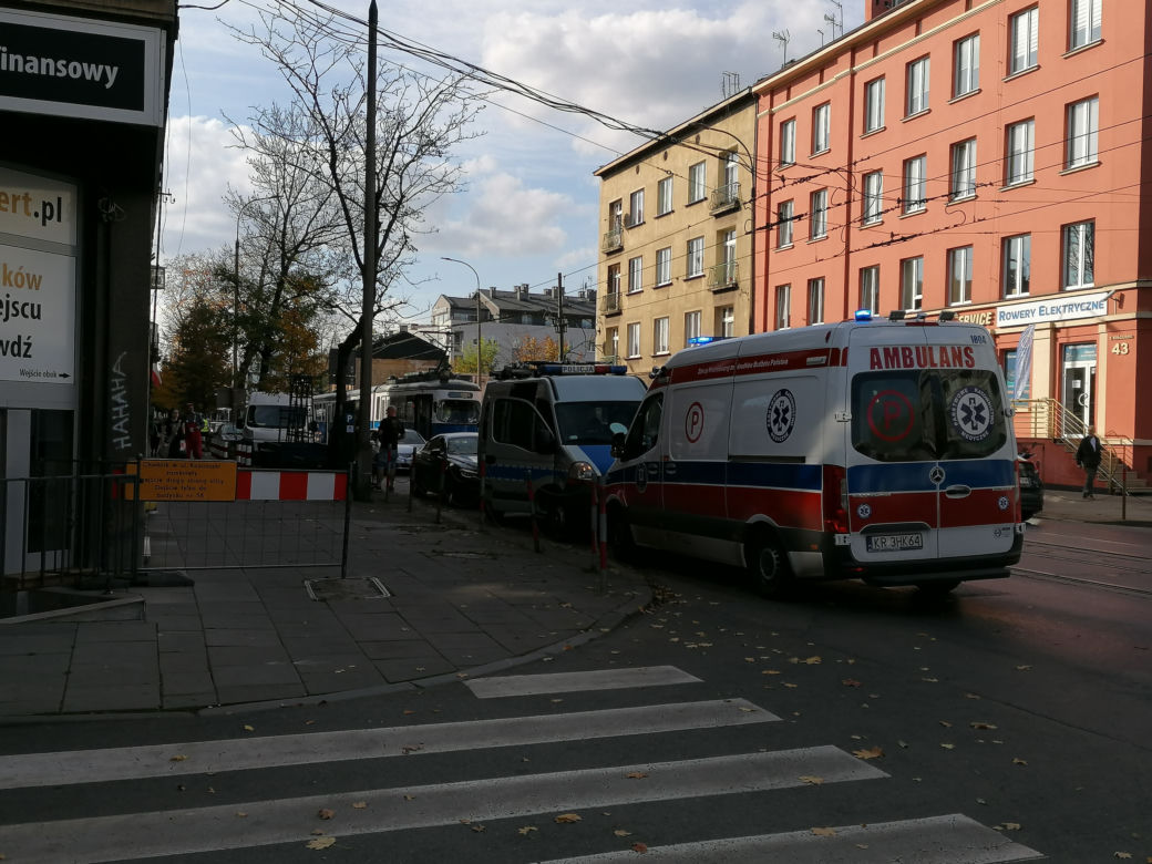 Zderzenie tramwaju z BMW w Krakowie