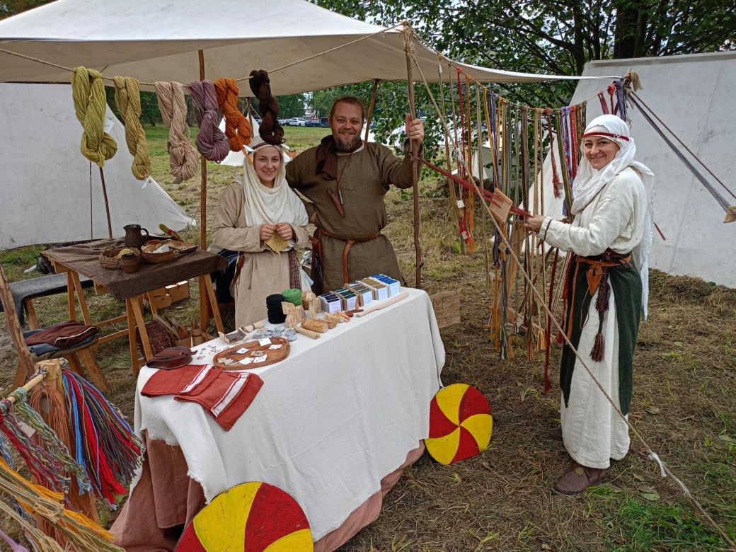 Odbywający się w Mrozach Festyn Archeologiczny to wydarzenie, które z roku na rok przyciąga coraz więcej umieszkańców regionu i turystów