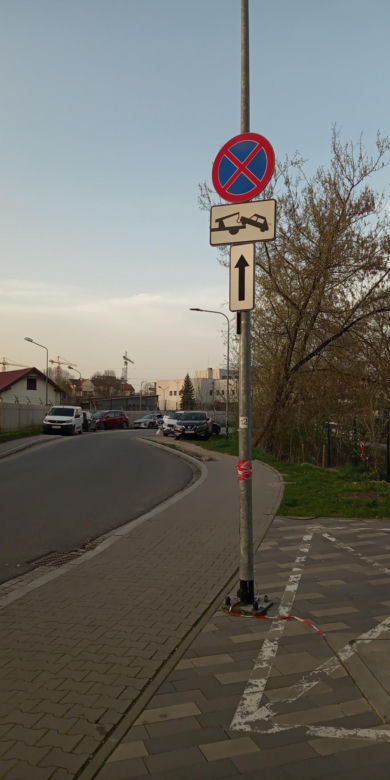 Kraków. Mistrzowie parkowania wyróżnieni przez straż miejską. "Prezentujemy dokonania naszych lokalnych zawodowców"