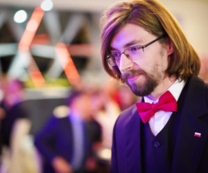 Młody malarz namalował obraz, który wisi w Windsorze u księznej
