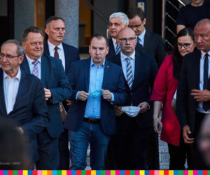 Premier Mateusz Morawiecki przyjechał na Podlasie i rozdaje czeki 