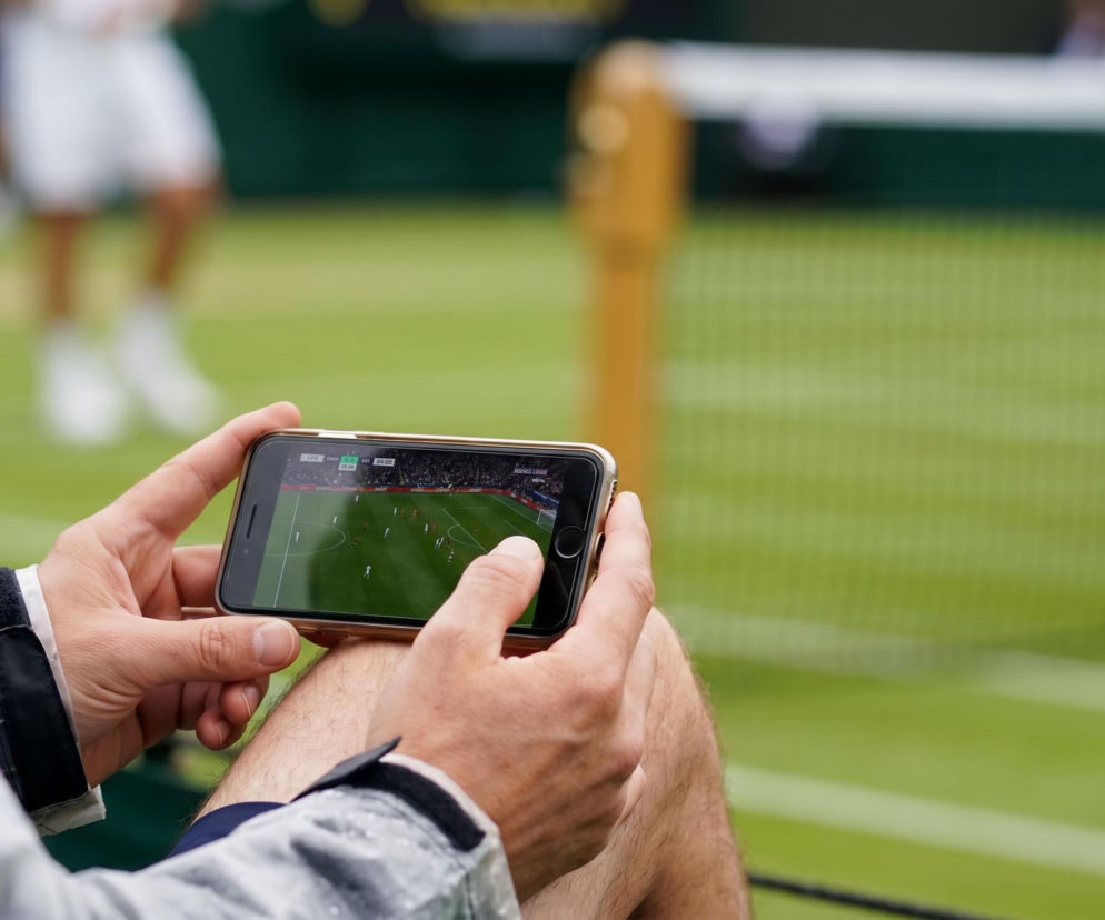 Piłkarski mundial na Wimbledonie. Mimo zakazu transmisji kibice znaleźli sposób