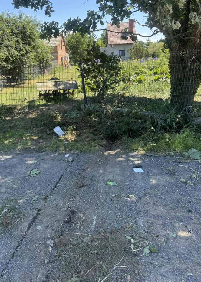 16-latek rozbił samochód. Czworo nastolatków trafiło do szpitala
