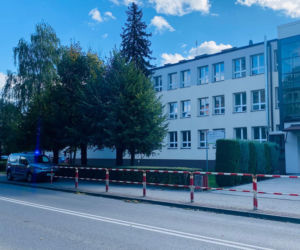 Policja i Staż Miejska przy wszystkich szkołach w Nowym Sączu