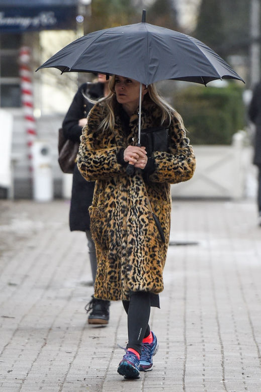 Monika Olejnik jak drapieżny kot. 