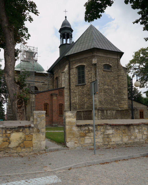 To jedno z najmniejszych miast w Małopolsce. Kiedyś straciło prawa miejskie na wiele lat