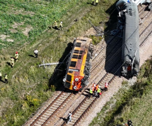 Wstrząsające zdjęcia z katastrofy kolejowej na Mazowszu