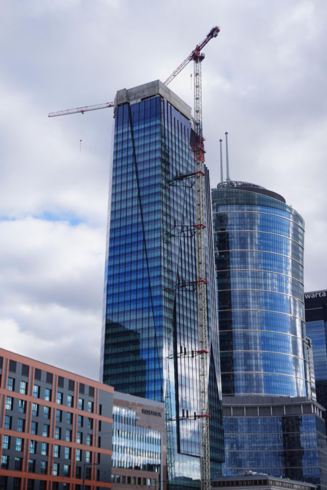 Rondo Daszyńskiego od połowy lat 10. prężnie się rozwija, zupełnie zmieniając swe oblicze