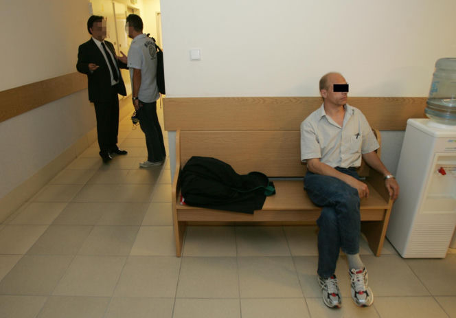 Terroryzował Warszawę. Z nienawiści zabił pięć kobiet. Łomiarz znowu wychodzi na wolność